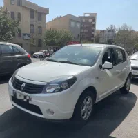 ساندرو مدل ۹۹