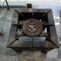 یک عدد اجاق گاز دوشلعه سالم وتمیز