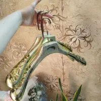 چوب لباسی مزونی