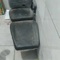 صندلی آرایشگاه زنانه سالم کم کار درحد نو