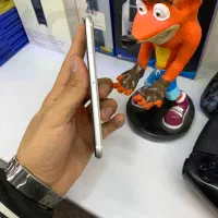 iPhone SE 2020 white|موبایل|کرج, گوهردشت|دیوار