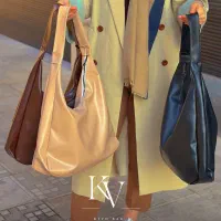 روز مادر|کیف، کفش، کمربند|قم, جهان بینی|دیوار