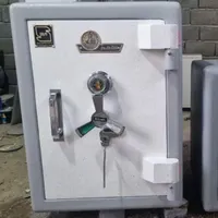 گاوصندوق مدل ۲۰۰۰ اس. کارکرده. فابریک|ابزارآلات|ارومیه, |دیوار