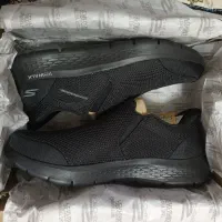 اسکیچرز skechers آکبند سایز ۴۴ پای ۲۸/۵ سانت