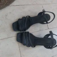 نیم بوت زنانه ۳۸|کیف، کفش، کمربند|سبزوار, قائم|دیوار