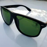 عینک آفتابی مردانه ریبن RayBanطرح فراری لنز سبزرنگ
