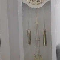 ساعت ایستاده سفید