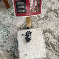 ترازو (باسکول)دیجیتال ۱۵۰ کیلویی شارژی