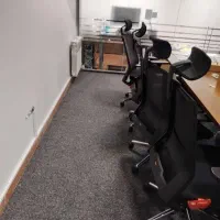 نصب انواع موکت پالاز .تافتینگ .ساده .چمن مصنوعی وو|خدمات پیشه و مهارت|دوگنبدان, |دیوار