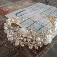 تاج عروس زیبا