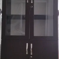 کمد ایستاده