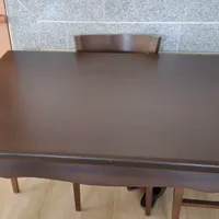 میز ناهار خوری و میزو عسلی جلو مبل