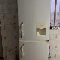 فروش یخچال فقط ۷ میلیون تومان