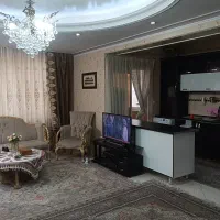 ۸۰ متر ۲ خواب فول امکانات ((غرق نور))