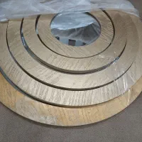 آینه دکوراتیو دیواری