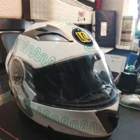 کلاه کاسکت فک متحرک