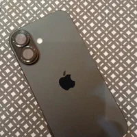 ایفون ۱۶ تمیز