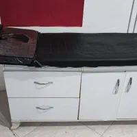 تخت آرایشگاهی