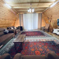 کلبه چوبی تراس دار در جاده اسالم لب رودخانه دربستی|اجارهٔ کوتاه‌مدت ویلا و باغ|اسالم, |دیوار