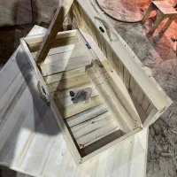 کرسی چوبی گناوهای کنده زبانه شده مربع با سیستم|بخاری، هیتر، شومینه|تهران, شهید رجایی|دیوار