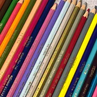 مداد رنگی ویکتوریا