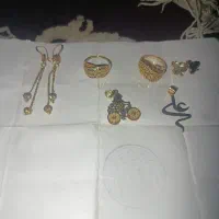 مقداری طلا