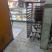 همکار خانم جهت کار در قنادی