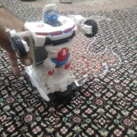 اسباب بازی|اسباب‌بازی بچه|دورود, |دیوار