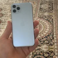 ایفون۱۱پروسیلور لاکاغذی به شرط فابریک بدون بازشدگی