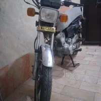 موتور سیکلت توسن