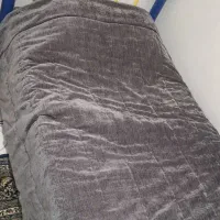 رو تختی تک نفره