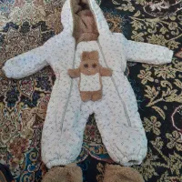 تعدادی لباس گرم‌مناسب فصل|کفش و لباس بچه|تایباد, |دیوار