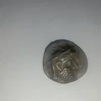 سکه نقره داریوش اول بسیار خاص و کمیاب با رخ برجسته