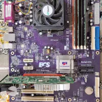 چهار عدد مادربرد ddr2
