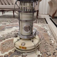 چراغ نفتی غفاری درحدصفر خیلی کم کارکرده پرازنفت