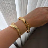 بنگل طلایی استیل نو