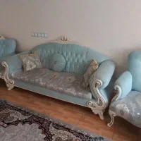 مبل کلاسیک شش نفره و شش عدد صندلی ناهار خوری