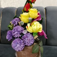 گل مصنوعی مناسب هدیه سالم تمیز