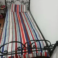 تخت ی نفره ۲ عدد میزعسلی کتابخان  میز ارایشه|تخت و سرویس خواب|اصفهان, شهید رجایی|دیوار