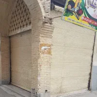 خیابان امام شمالی نرسیده به میدان مرکزی|اجارهٔ مغازه و غرفه|خمینی‌شهر, |دیوار