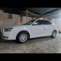 ماشین دنا پلاس ۶ دنده ای گیر بکسی|خودرو سواری و وانت|ملایر, |دیوار