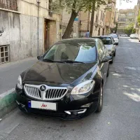 برلیانس H330 اتوماتیک 1650cc، مدل ۱۳۹۹