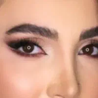 مدل میکاپ و شینیون میشم با افیش مناسب