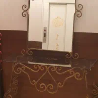 آیینه کنسول فرفوژه در حد نو