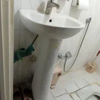 روشویی پایه دار سالم تمیز|لوازم سرویس بهداشتی|محمدیه-قزوین, |دیوار