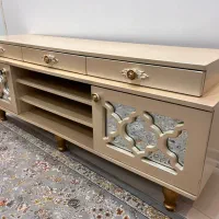 میز تلویزیون در حد نو