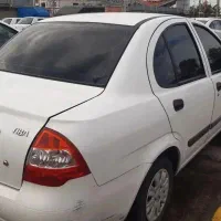 تیبا ۱ صندوق دار ،بی رنگ سالم