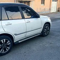 ام وی ام ایکس۳۳ لاکچری