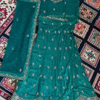 ساری دامن هندی