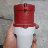 ۴ شاخ ۳ فاز صنعتی ۳۲ آمپر آک|سایر لوازم برقی|قزوین, |دیوار